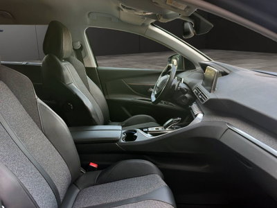 Peugeot 5008 BlueHDi 130 S&S EAT8 Allure (11)