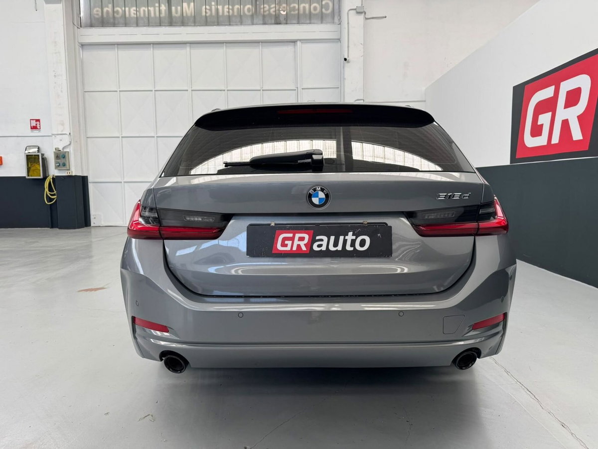 BMW Serie 3 Touring 318d  mhev 48V MSport Pro auto (12)