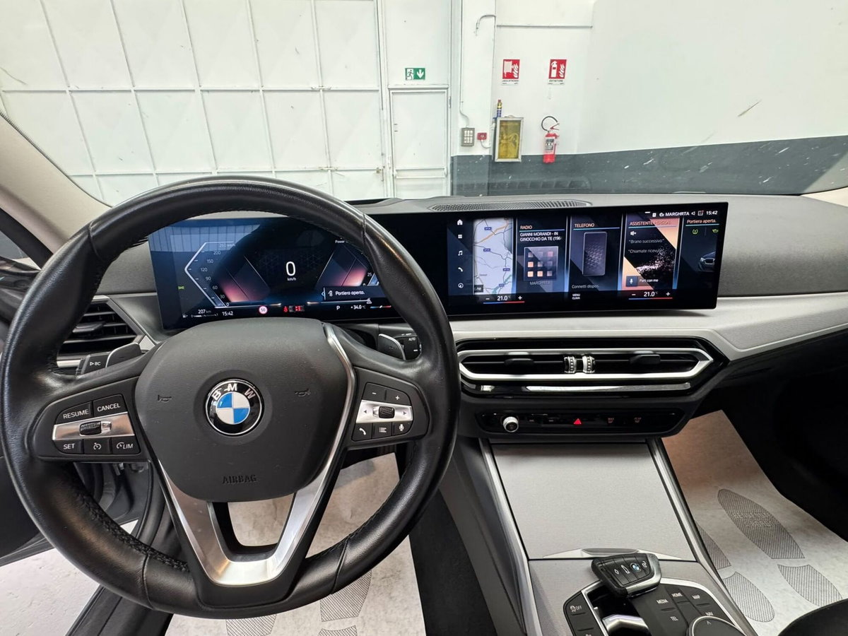 BMW Serie 3 Touring 318d  mhev 48V MSport Pro auto (13)