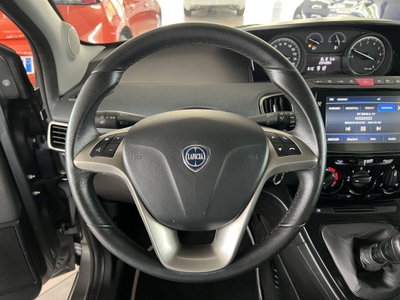 Lancia Ypsilon 1.0 FireFly 5 porte S&S Hybrid Ecochic Gold (6)