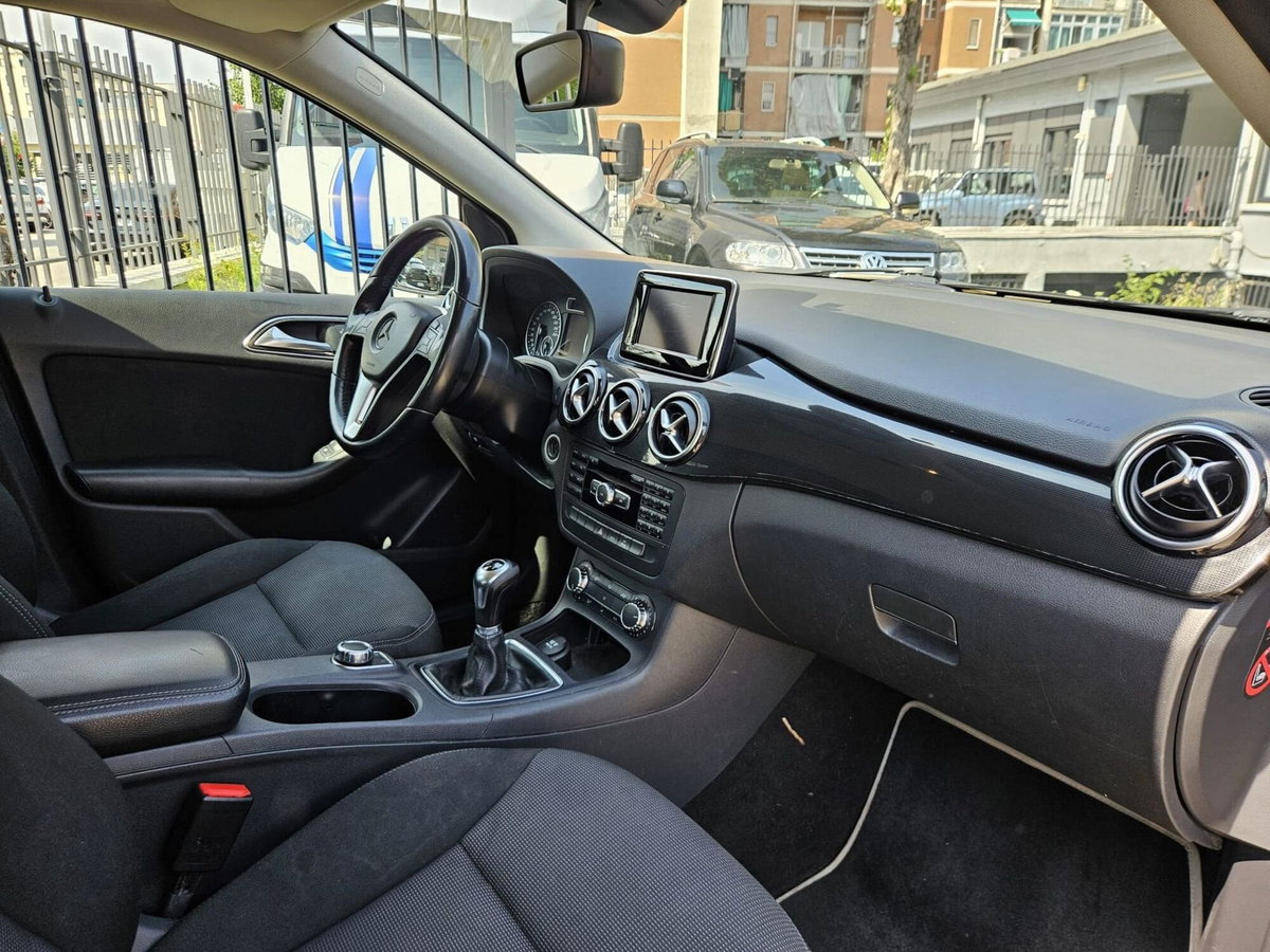Mercedes-Benz Classe B 180 CDI BlueEFFICIENCY Executive (10)