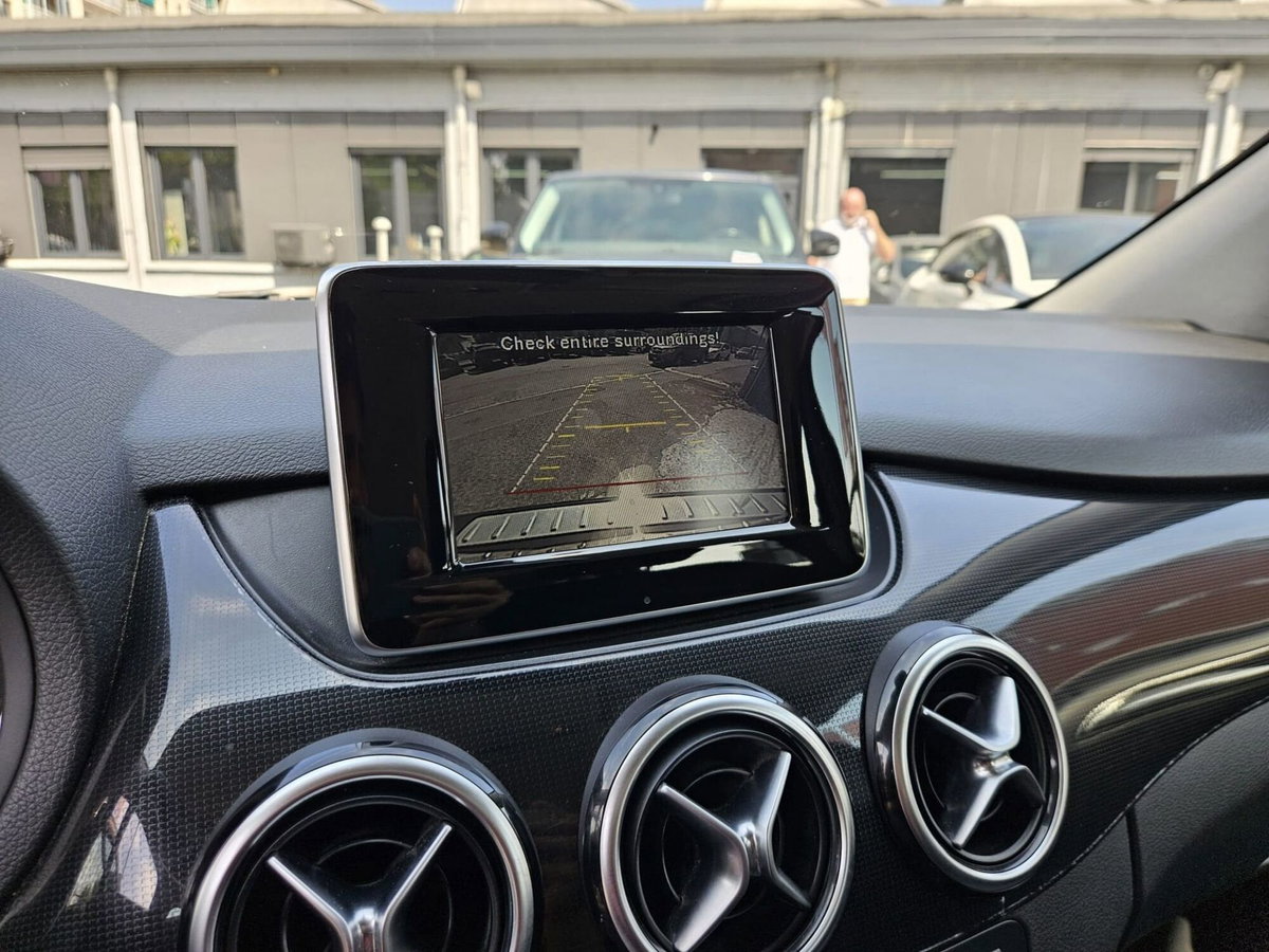Mercedes-Benz Classe B 180 CDI BlueEFFICIENCY Executive (15)