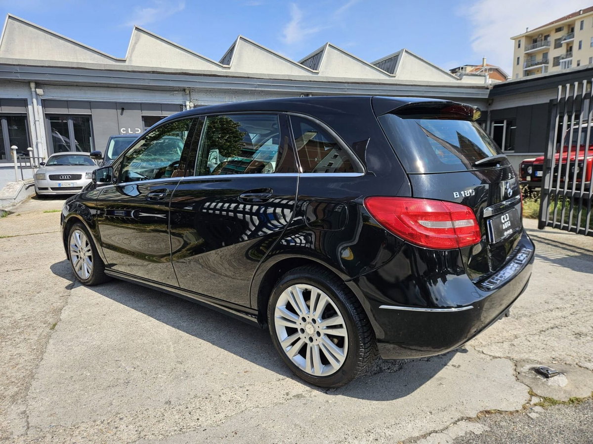 Mercedes-Benz Classe B 180 CDI BlueEFFICIENCY Executive (5)