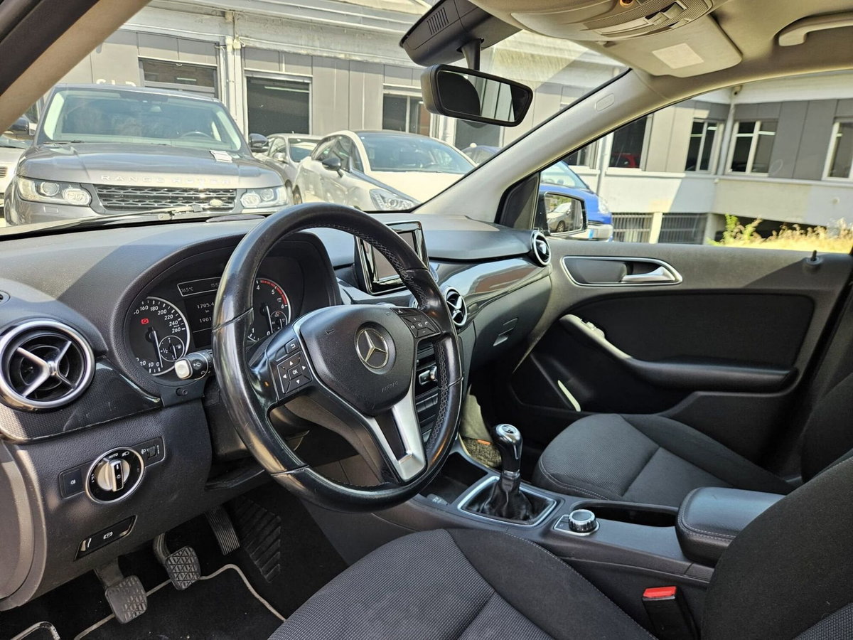 Mercedes-Benz Classe B 180 CDI BlueEFFICIENCY Executive (6)