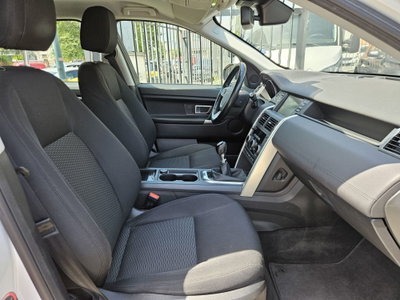Land Rover Discovery Sport 2.0 TD4 150 CV Pure (11)