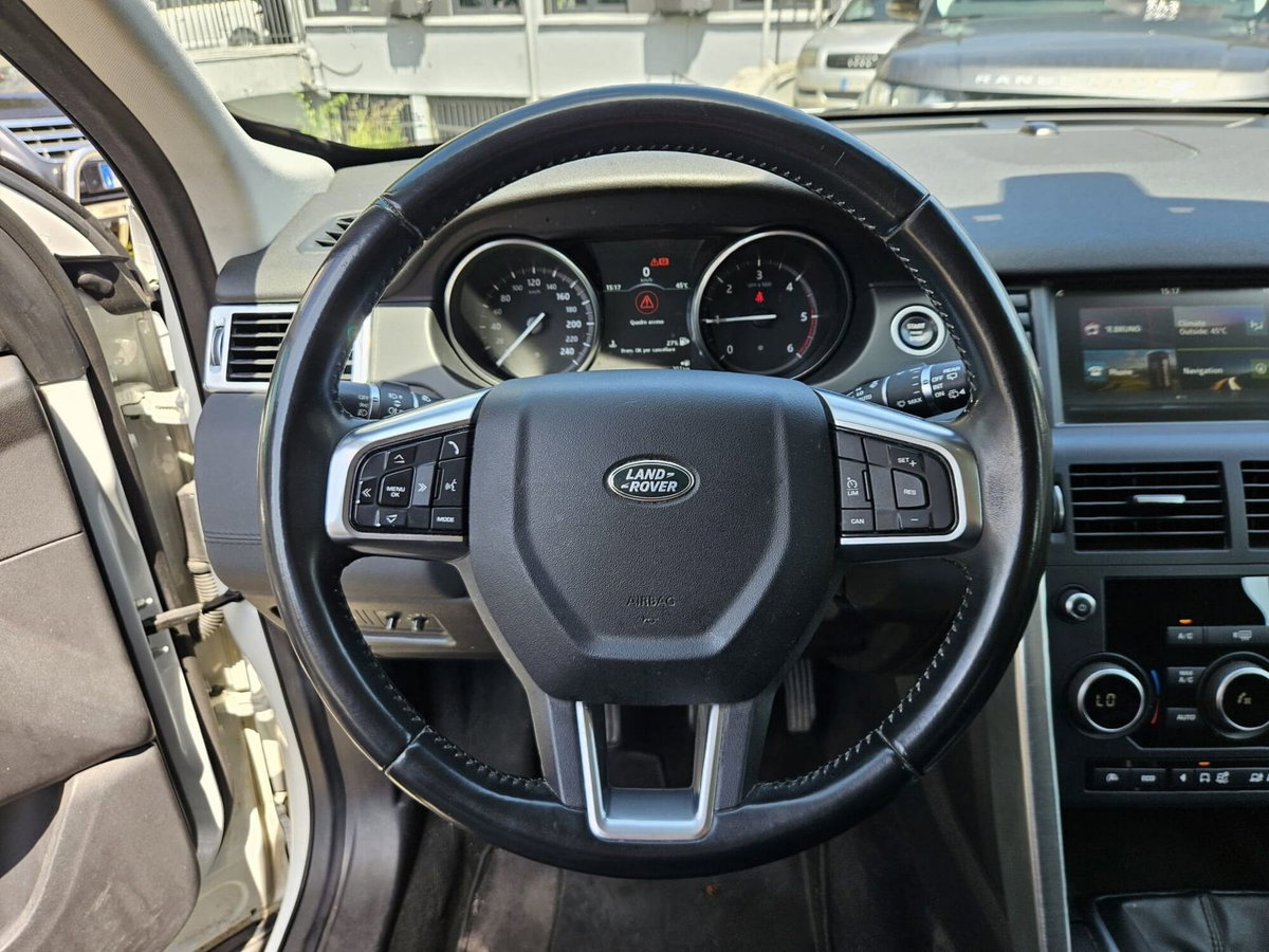 Land Rover Discovery Sport 2.0 TD4 150 CV Pure (14)