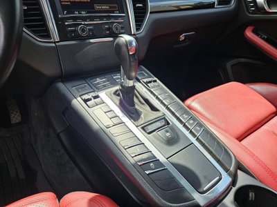 Porsche Macan Turbo (16)