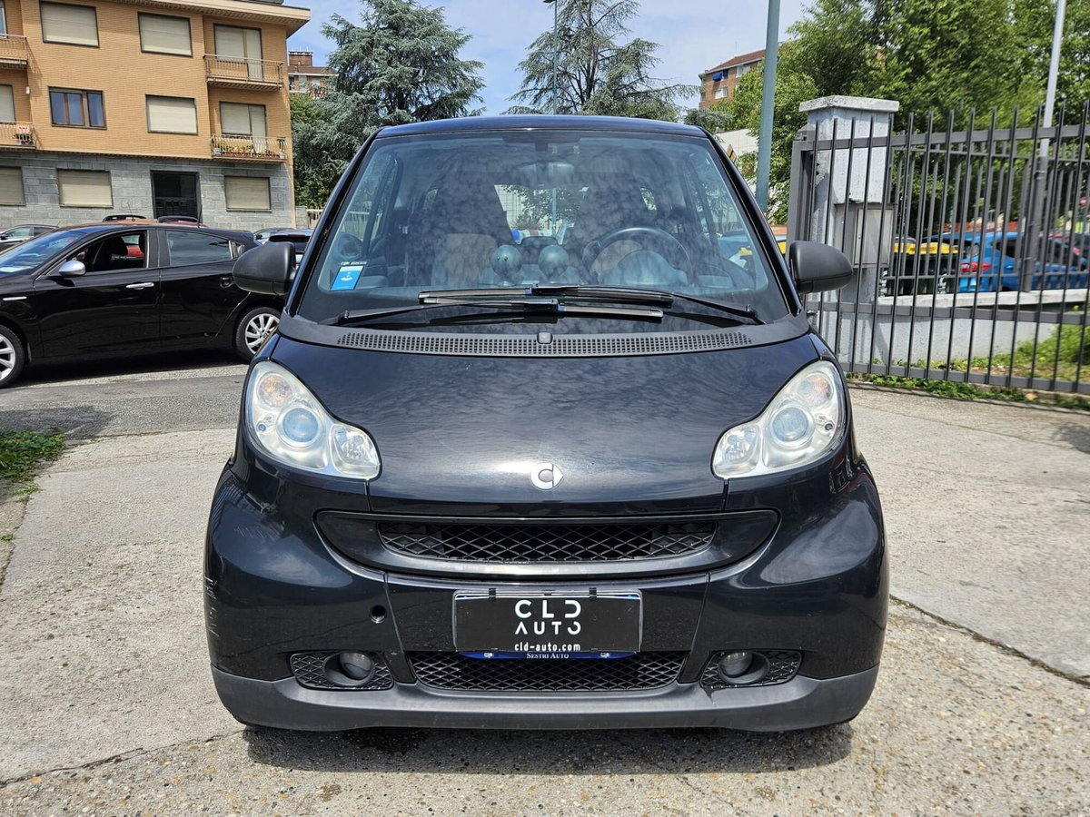 smart Fortwo 1000 52 kW MHD coupé pulse (2)