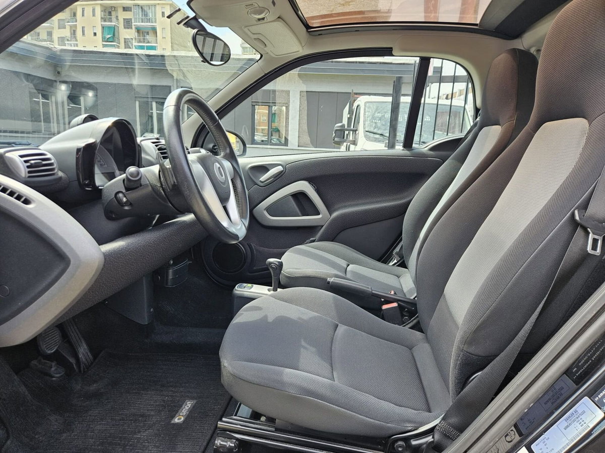 smart Fortwo 1000 52 kW MHD coupé pulse (8)