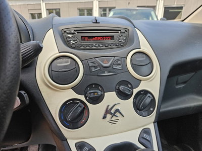 Ford Ka 1.3 TDCi 75CV Titanium (10)