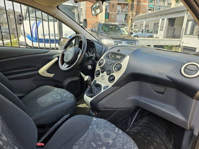 Ford Ka 1.3 TDCi 75CV Titanium (8)