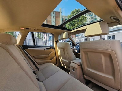 BMW X1 sDrive18i Futura (10)