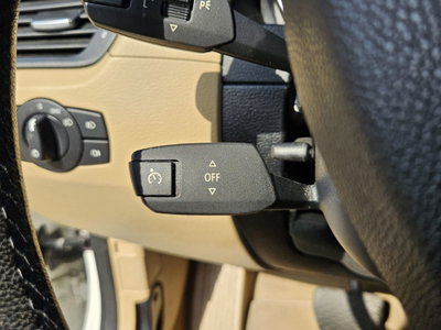 BMW X1 sDrive18i Futura (13)