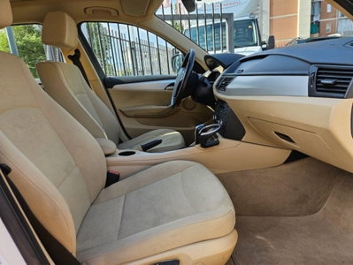 BMW X1 sDrive18i Futura (9)