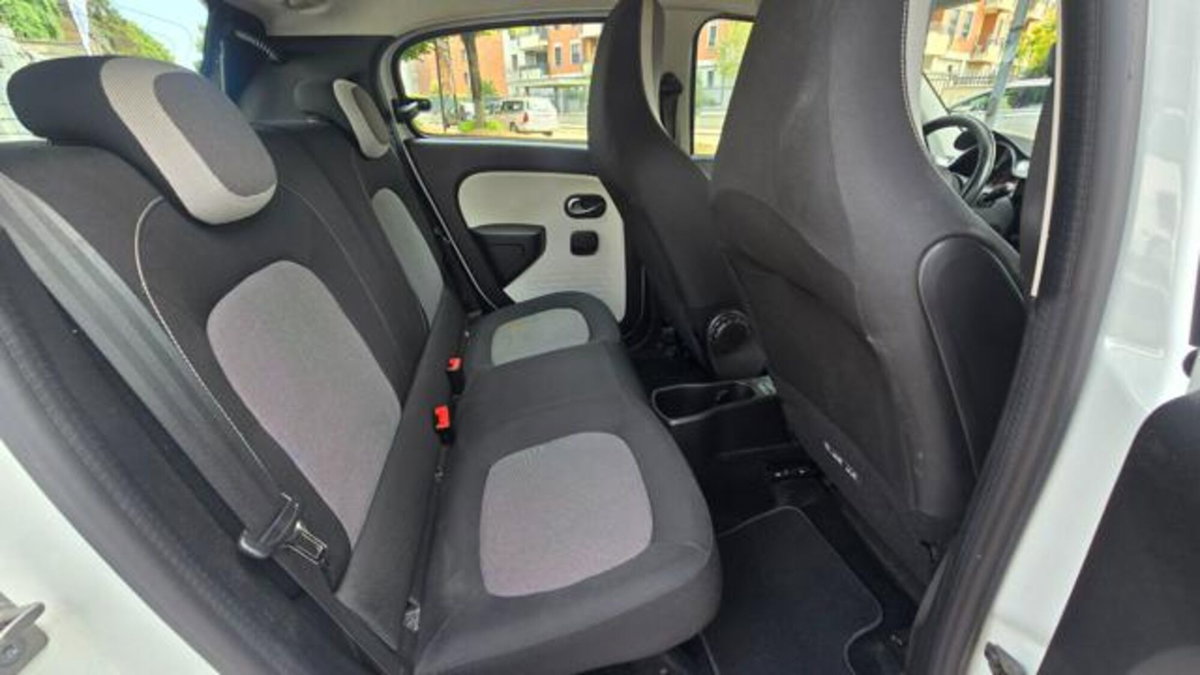 Renault Twingo TCe 90 CV GPL La Parisienne (16)