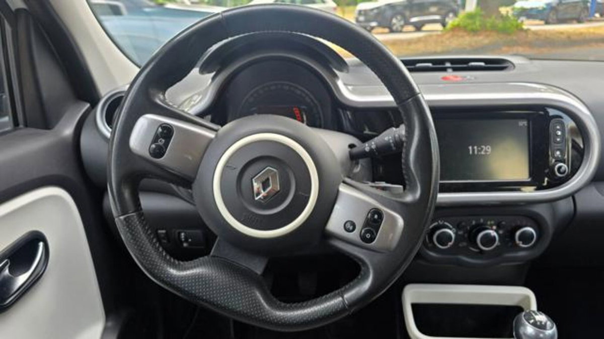 Renault Twingo TCe 90 CV GPL La Parisienne (19)