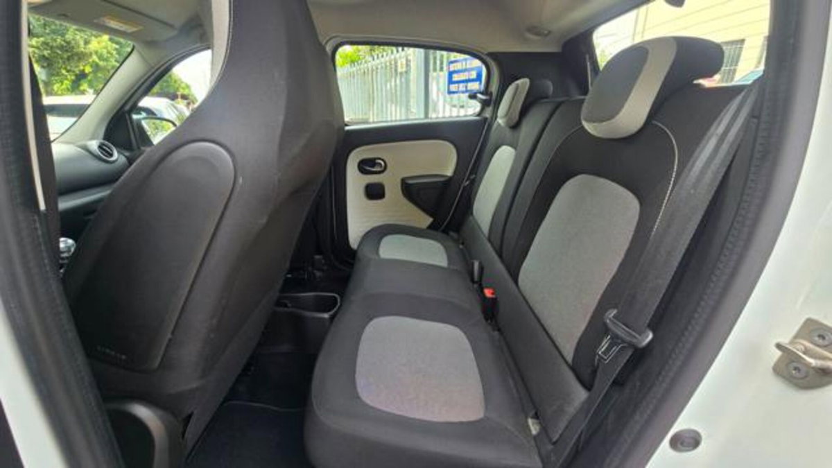 Renault Twingo TCe 90 CV GPL La Parisienne (20)