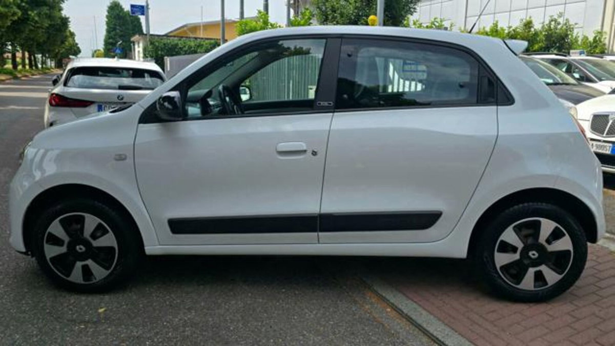 Renault Twingo TCe 90 CV GPL La Parisienne (3)