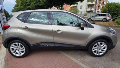 Renault Captur 1.2 TCe 120 CV EDC Energy R-Link (9)