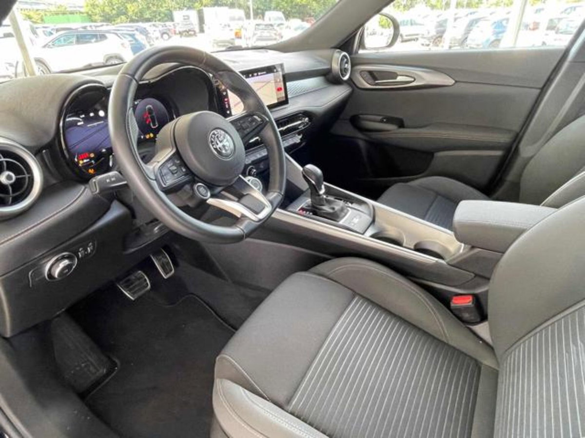 Alfa Romeo Tonale 1.6 Sprint 130cv tct6 (12)