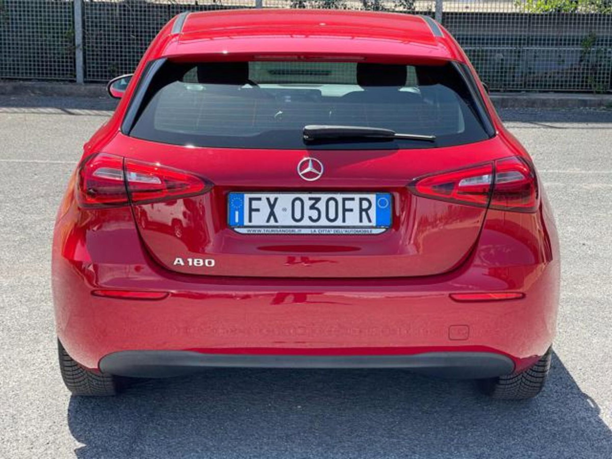 Mercedes-Benz Classe A Sedan 180 Automatic 4p. Business (20)