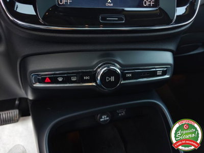 Volvo XC40 D3 AWD Geartronic Inscription (17)