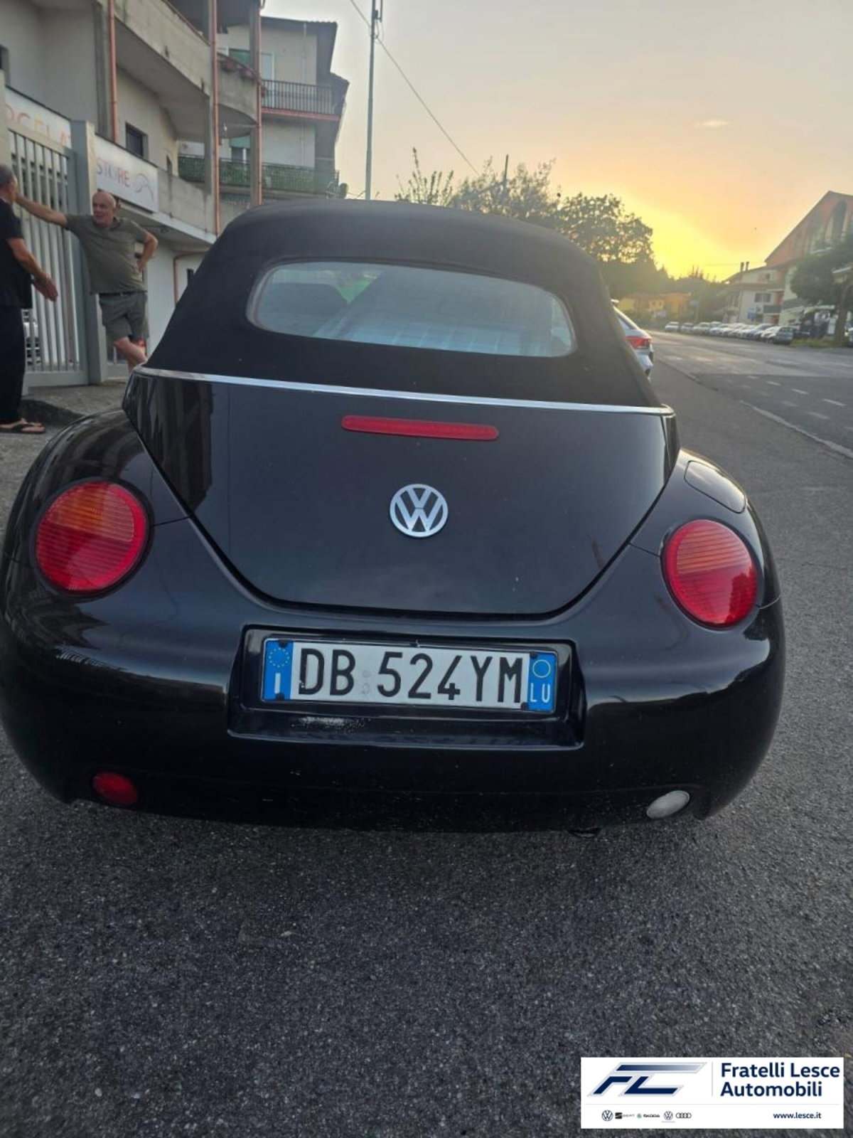 Volkswagen New Beetle Cabrio TDI 105CV (3)