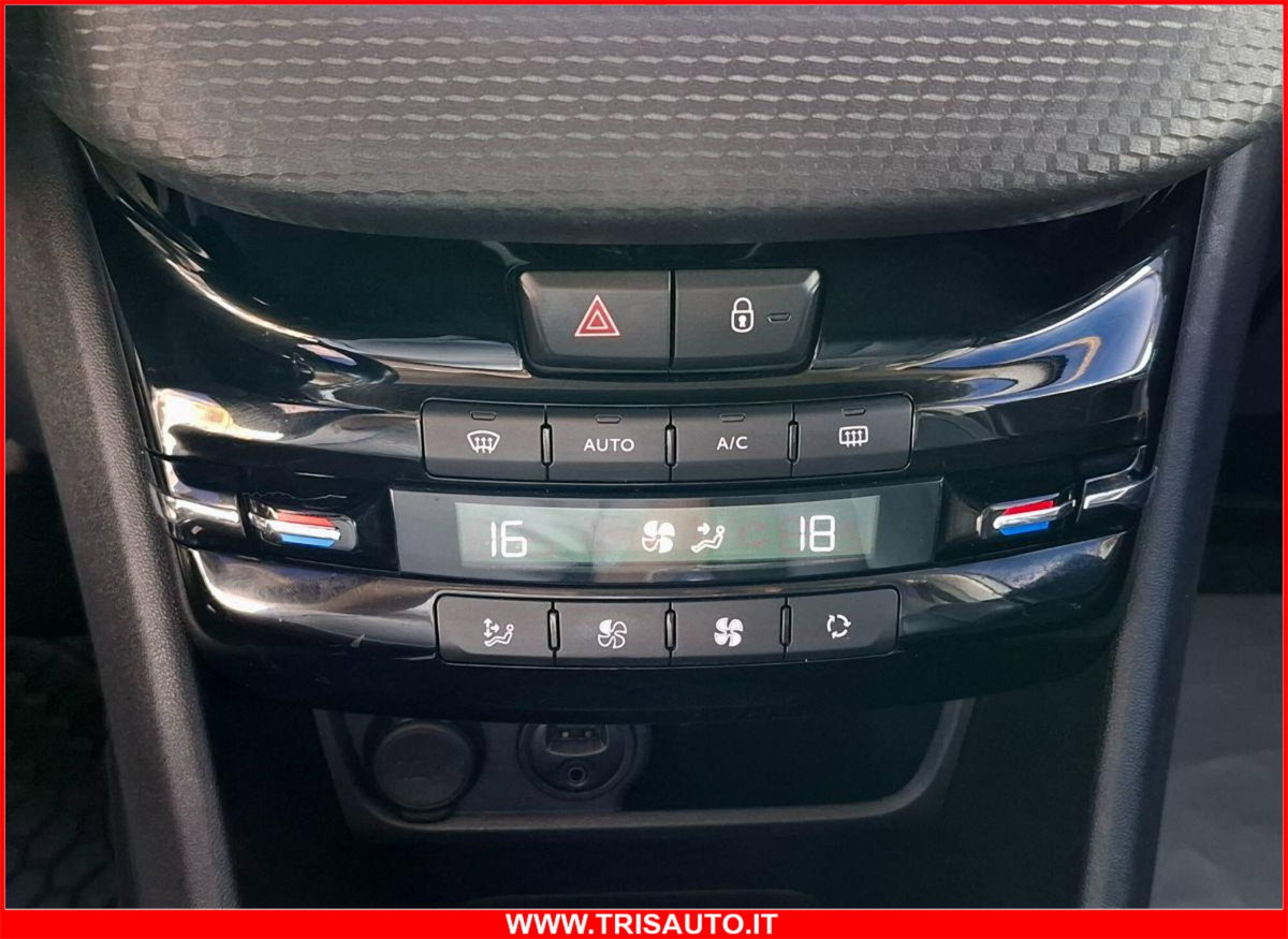 Peugeot 2008 120 S&S Black Matt Limited Edition (17)