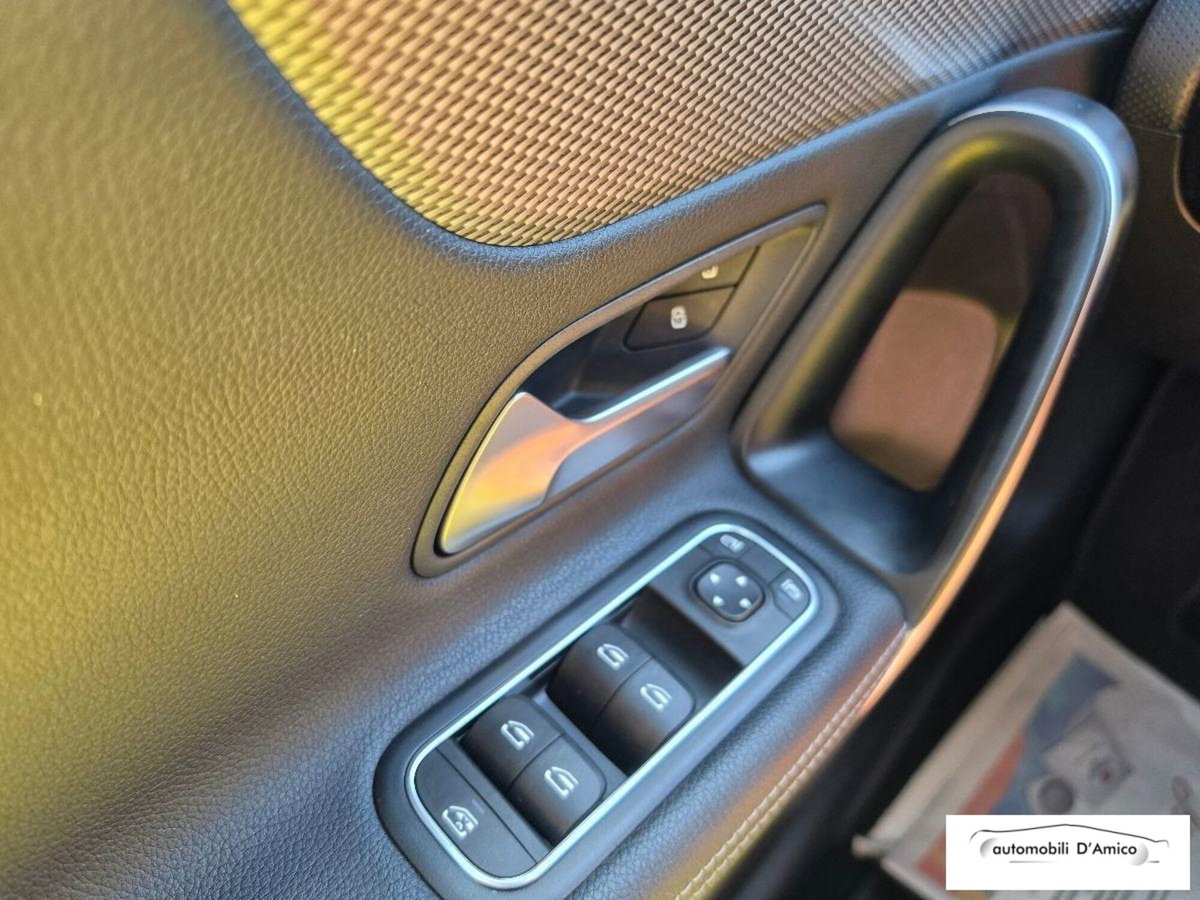 Mercedes-Benz Classe A 180 Automatic Sport (14)