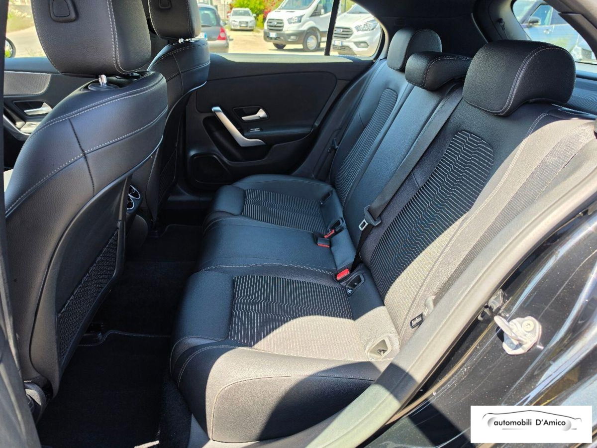 Mercedes-Benz Classe A 180 Automatic Sport (6)