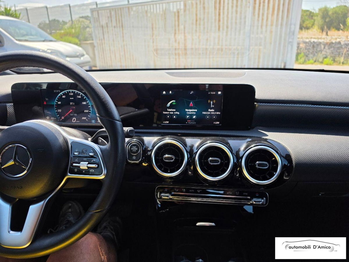 Mercedes-Benz Classe A 180 Automatic Sport (8)