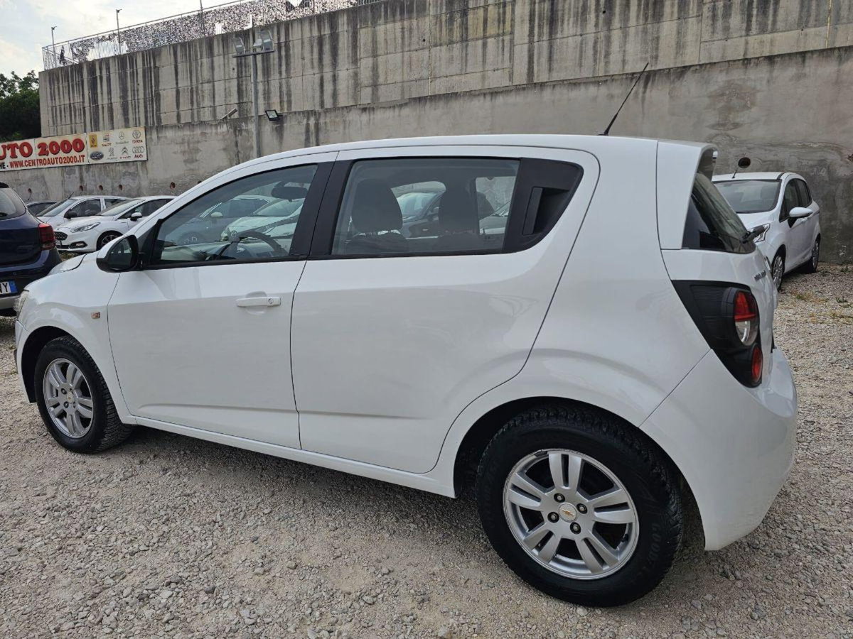 Chevrolet Aveo 1.2 86CV GPL 5 porte LT (4)