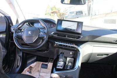 Peugeot 3008 BlueHDi 130 S&S Allure (20)