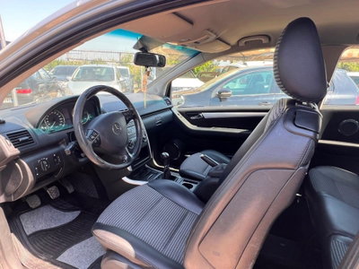 Mercedes-Benz Classe A 180 CDI Coupé Avantgarde (3)