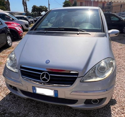Mercedes-Benz Classe A 180 CDI Coupé Avantgarde (6)