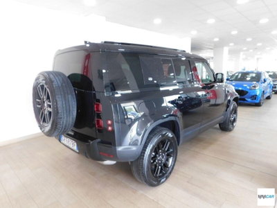 Land Rover Defender 110 3.0D I6 200 CV AWD Auto X-Dynamic S (3)