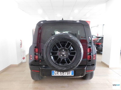 Land Rover Defender 110 3.0D I6 200 CV AWD Auto X-Dynamic S (5)