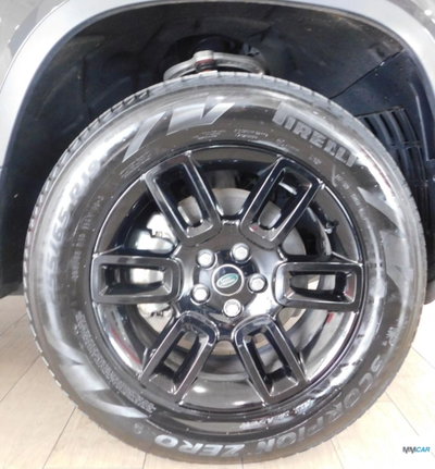 Land Rover Defender 110 3.0D I6 200 CV AWD Auto X-Dynamic S (6)