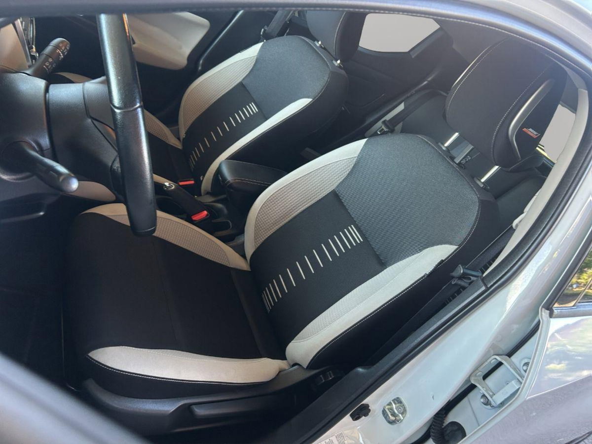 Nissan Micra 1.5 dCi 8V 5 porte Tekna (11)