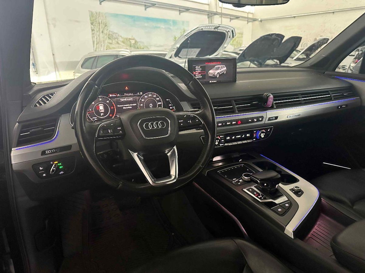 Audi Q7 3.0 TDI 272 CV quattro tiptronic Business Plus (5)