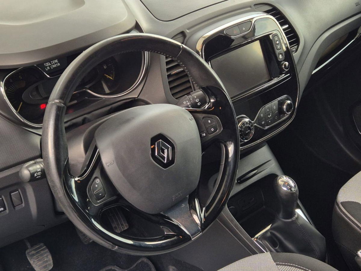 Renault Captur 1.5 dCi 8V 90 CV Start&Stop Energy R-Link (11)
