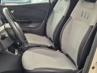 Renault Captur 1.5 dCi 8V 90 CV EDC Energy R-Link (6)