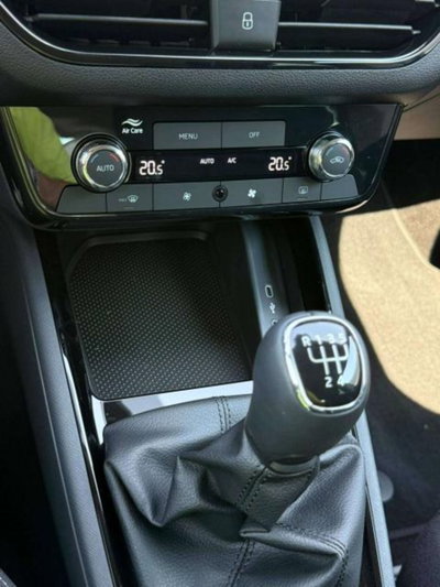 Skoda Kamiq 1.0 tsi Style 95cv (9)