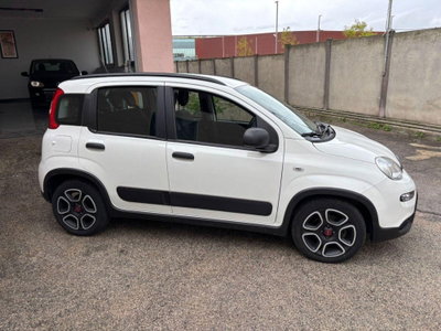 Fiat Panda 1.0 FireFly S&S Hybrid City Cross (6)