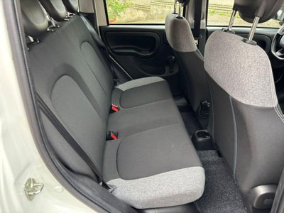 Fiat Panda 1.0 FireFly S&S Hybrid City Cross (9)