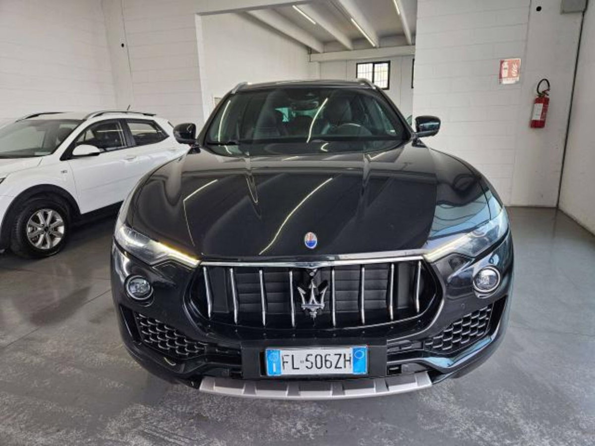 Maserati Levante Levante 3.0 V6 Modena Ultima 430cv auto (2)