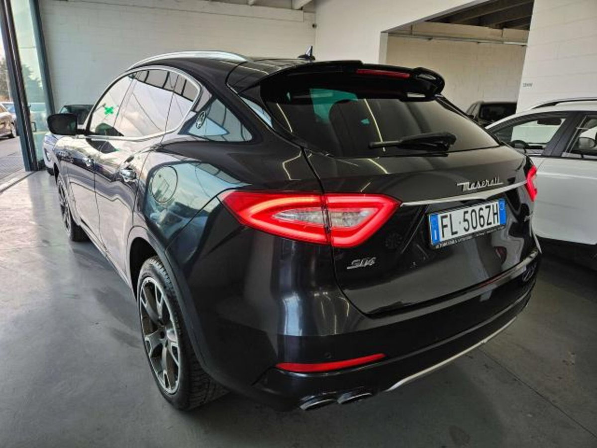 Maserati Levante Levante 3.0 V6 Modena Ultima 430cv auto (4)
