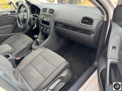 Volkswagen Golf 1.6 BlueTDI 110 CV 5p. Trendline (14)