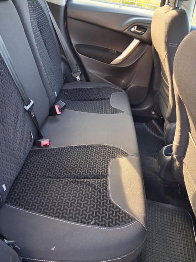 Citroen C3 1.4 Exclusive (11)