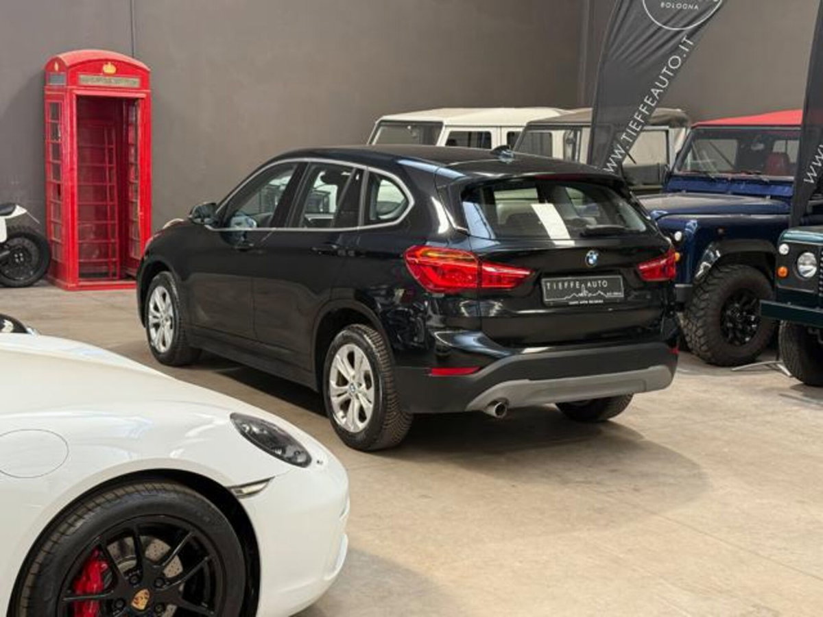 BMW X1 sDrive18d Business (6)